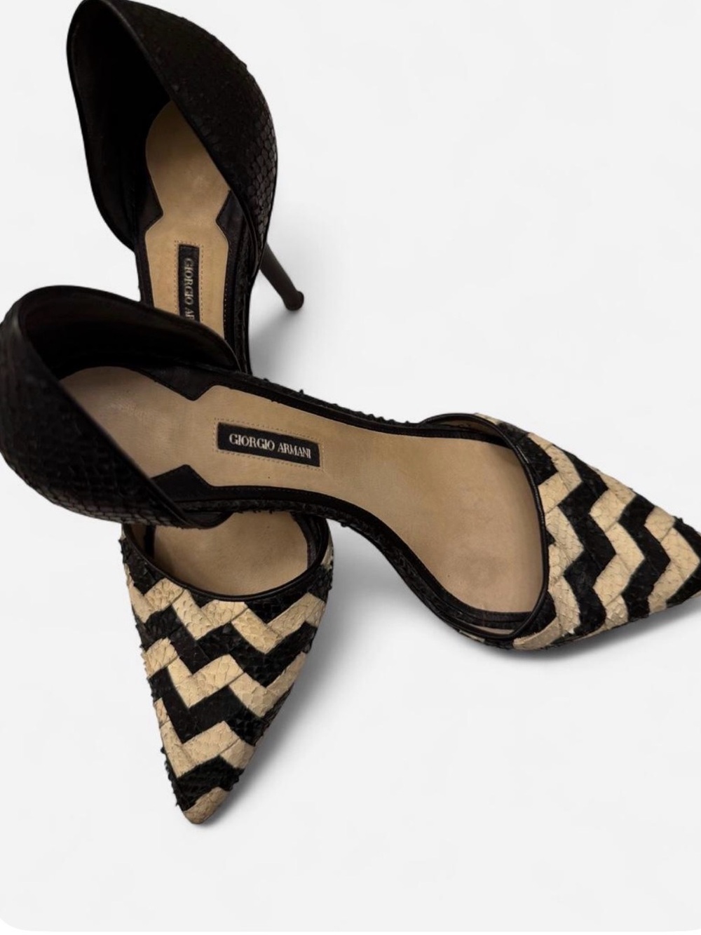 GIORGIO ARMANI black/white Chevron Python-Effect Leather Pointed Toe Heels Sz 40